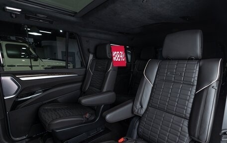 Cadillac Escalade V, 2025 год, 21 990 000 рублей, 31 фотография