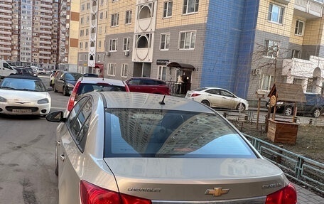 Chevrolet Cruze II, 2011 год, 650 000 рублей, 2 фотография