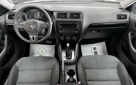 Volkswagen Jetta VI, 2013 год, 745 000 рублей, 10 фотография