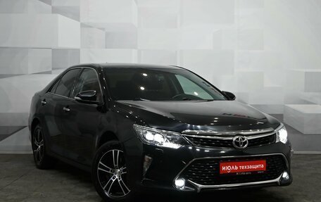 Toyota Camry, 2018 год, 2 450 000 рублей, 4 фотография