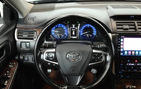 Toyota Camry, 2018 год, 2 450 000 рублей, 11 фотография