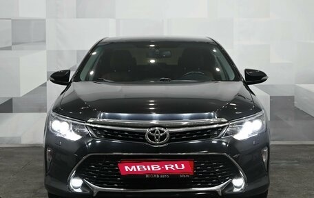 Toyota Camry, 2018 год, 2 450 000 рублей, 3 фотография