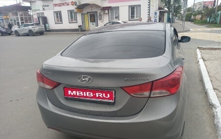Hyundai Elantra V, 2012 год, 930 000 рублей, 1 фотография