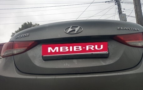 Hyundai Elantra V, 2012 год, 930 000 рублей, 2 фотография