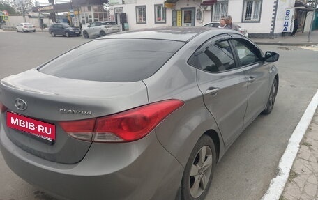 Hyundai Elantra V, 2012 год, 930 000 рублей, 6 фотография