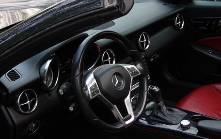 Mercedes-Benz SLK-Класс, 2012 год, 2 650 000 рублей, 20 фотография