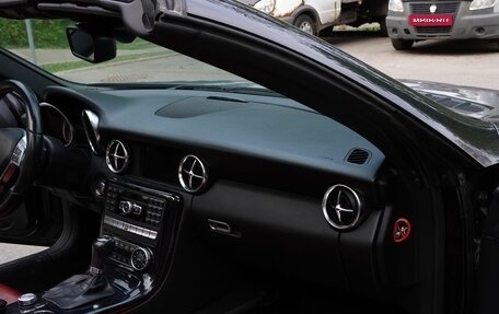 Mercedes-Benz SLK-Класс, 2012 год, 2 650 000 рублей, 25 фотография