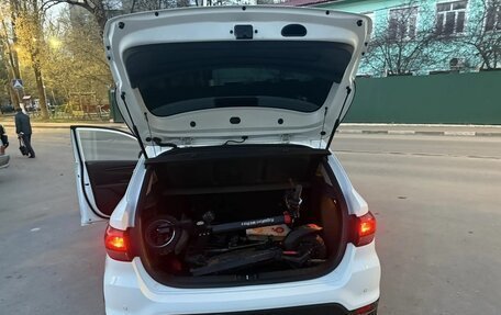 KIA Rio IV, 2017 год, 1 395 000 рублей, 5 фотография