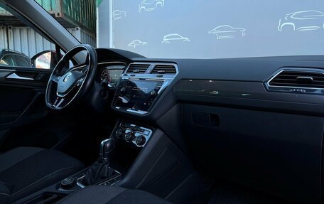 Volkswagen Tiguan II, 2018 год, 2 238 600 рублей, 7 фотография