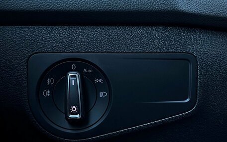 Volkswagen Tiguan II, 2018 год, 2 238 600 рублей, 23 фотография