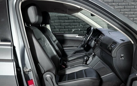 Volkswagen Tiguan II, 2020 год, 2 870 000 рублей, 12 фотография