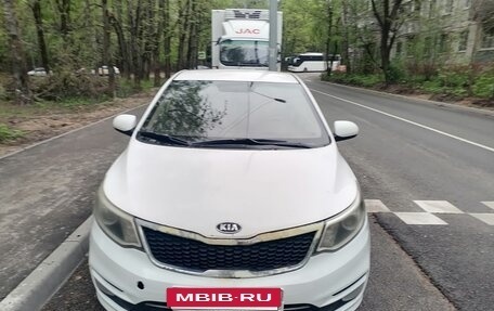 KIA Rio III рестайлинг, 2016 год, 550 000 рублей, 2 фотография