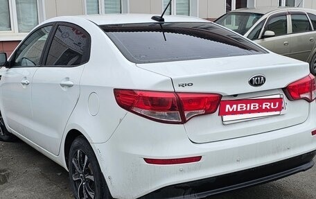 KIA Rio III рестайлинг, 2017 год, 1 040 000 рублей, 2 фотография