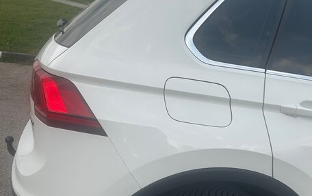 Volkswagen Tiguan II, 2018 год, 1 990 000 рублей, 4 фотография