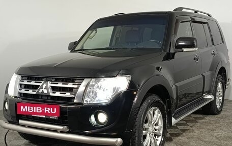 Mitsubishi Pajero IV, 2014 год, 2 370 000 рублей, 3 фотография