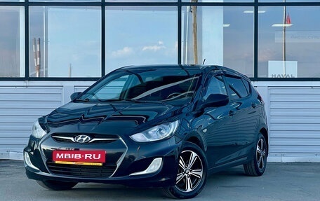 Hyundai Solaris II рестайлинг, 2011 год, 615 000 рублей, 1 фотография