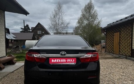 Toyota Camry, 2012 год, 1 190 000 рублей, 6 фотография