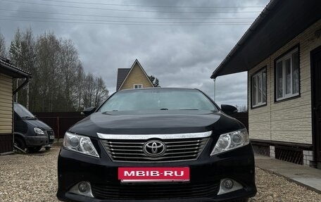 Toyota Camry, 2012 год, 1 190 000 рублей, 4 фотография