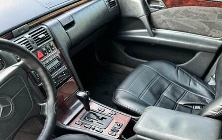 Mercedes-Benz E-Класс, 1997 год, 265 000 рублей, 10 фотография