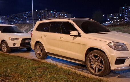 Mercedes-Benz GL-Класс, 2015 год, 3 100 000 рублей, 14 фотография
