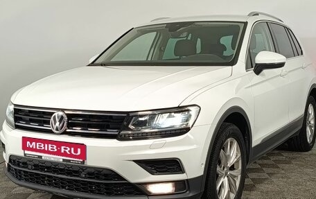 Volkswagen Tiguan II, 2020 год, 2 470 000 рублей, 3 фотография