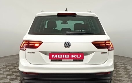 Volkswagen Tiguan II, 2020 год, 2 470 000 рублей, 6 фотография