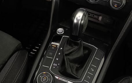 Volkswagen Tiguan II, 2020 год, 2 470 000 рублей, 14 фотография