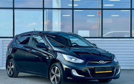 Hyundai Solaris II рестайлинг, 2011 год, 615 000 рублей, 7 фотография