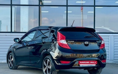 Hyundai Solaris II рестайлинг, 2011 год, 615 000 рублей, 3 фотография