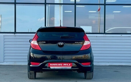 Hyundai Solaris II рестайлинг, 2011 год, 615 000 рублей, 4 фотография