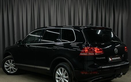 Volkswagen Touareg III, 2012 год, 1 749 777 рублей, 2 фотография