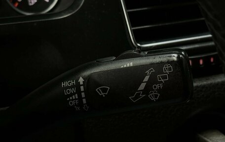 Volkswagen Touareg III, 2012 год, 1 749 777 рублей, 16 фотография