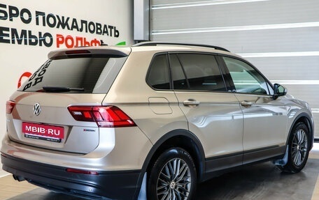 Volkswagen Tiguan II, 2020 год, 2 775 000 рублей, 4 фотография
