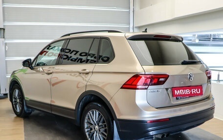 Volkswagen Tiguan II, 2020 год, 2 775 000 рублей, 6 фотография