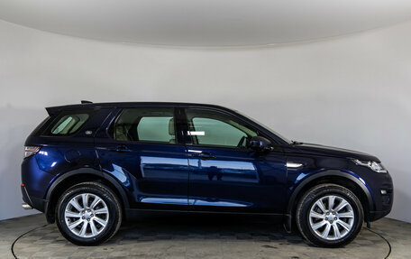 Land Rover Discovery Sport I рестайлинг, 2017 год, 1 999 000 рублей, 4 фотография