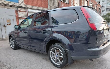 Ford Focus II рестайлинг, 2006 год, 650 000 рублей, 3 фотография