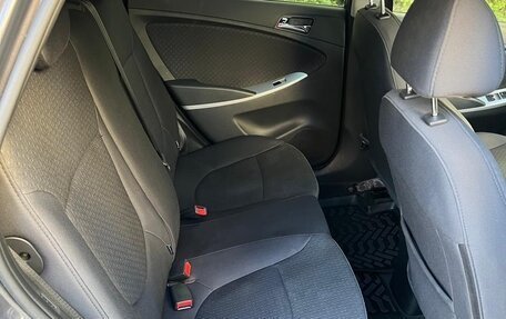 Hyundai Solaris II рестайлинг, 2013 год, 990 000 рублей, 8 фотография