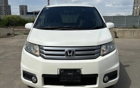 Honda Freed I, 2011 год, 1 185 000 рублей, 2 фотография