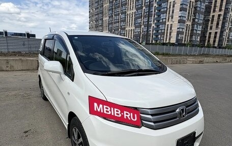 Honda Freed I, 2011 год, 1 185 000 рублей, 3 фотография