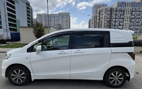 Honda Freed I, 2011 год, 1 185 000 рублей, 8 фотография