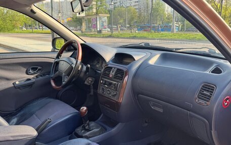 Mitsubishi Carisma I, 1999 год, 340 000 рублей, 13 фотография
