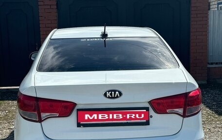 KIA Rio III рестайлинг, 2017 год, 840 000 рублей, 4 фотография
