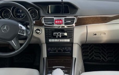 Mercedes-Benz E-Класс, 2014 год, 1 990 000 рублей, 15 фотография