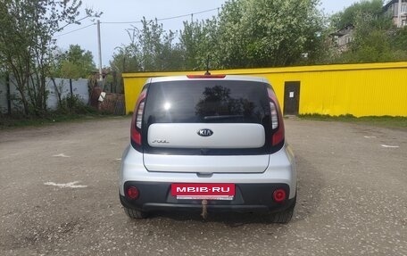 KIA Soul II рестайлинг, 2017 год, 1 600 000 рублей, 9 фотография