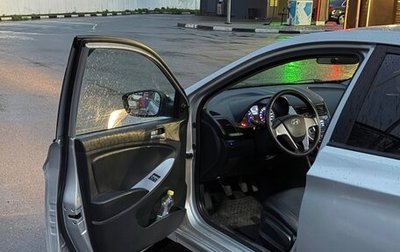 Hyundai Solaris II рестайлинг, 2014 год, 585 000 рублей, 1 фотография