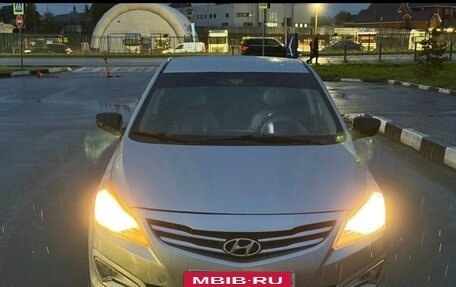 Hyundai Solaris II рестайлинг, 2014 год, 585 000 рублей, 4 фотография