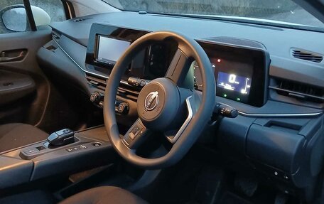 Nissan Note, 2022 год, 2 150 000 рублей, 3 фотография