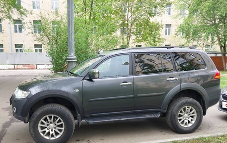 Mitsubishi Pajero Sport II рестайлинг, 2013 год, 1 350 000 рублей, 2 фотография