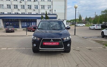 Mitsubishi Outlander III рестайлинг 3, 2010 год, 1 250 000 рублей, 10 фотография