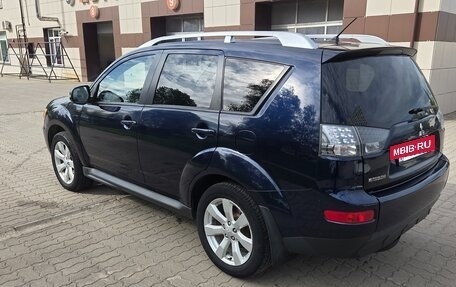 Mitsubishi Outlander III рестайлинг 3, 2010 год, 1 250 000 рублей, 6 фотография